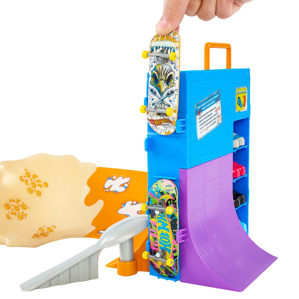 HOT WHEELS SKATE CEREAL SKATE BOWL LEKSET