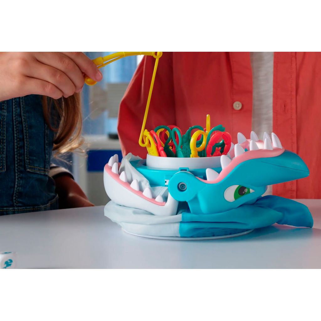 SHARK ATTACK - CRAZY SHARKY