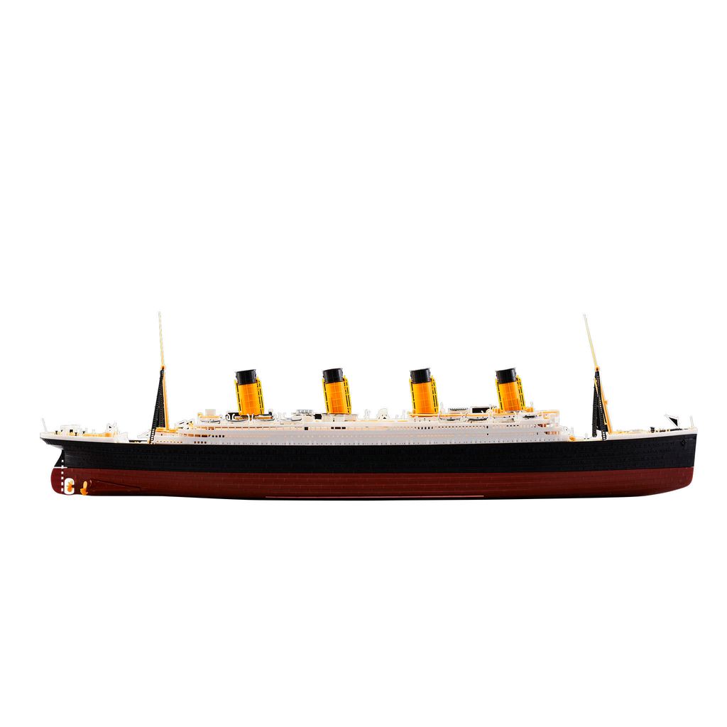REVELL ADVENTSKALENDER RMS TITANIC